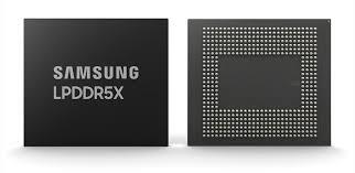 Samsung Speeds Up LPDDR6 RAM Development to Counter CXMT Threat
