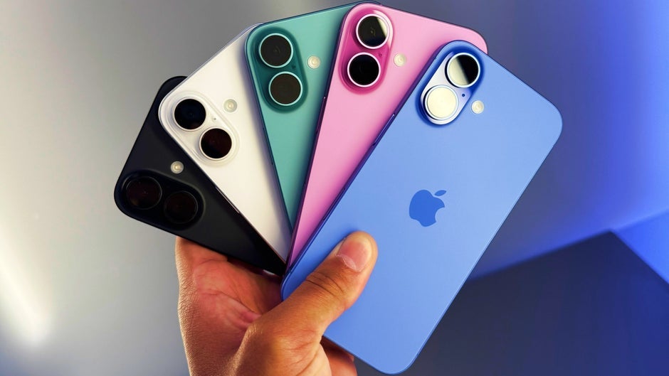 Apple начнет принимать поврежденные iPhone и ослабит правила акций для увеличения продаж Apple начнет принимать поврежденные iPhone и ослабит правила акций для увеличения продаж