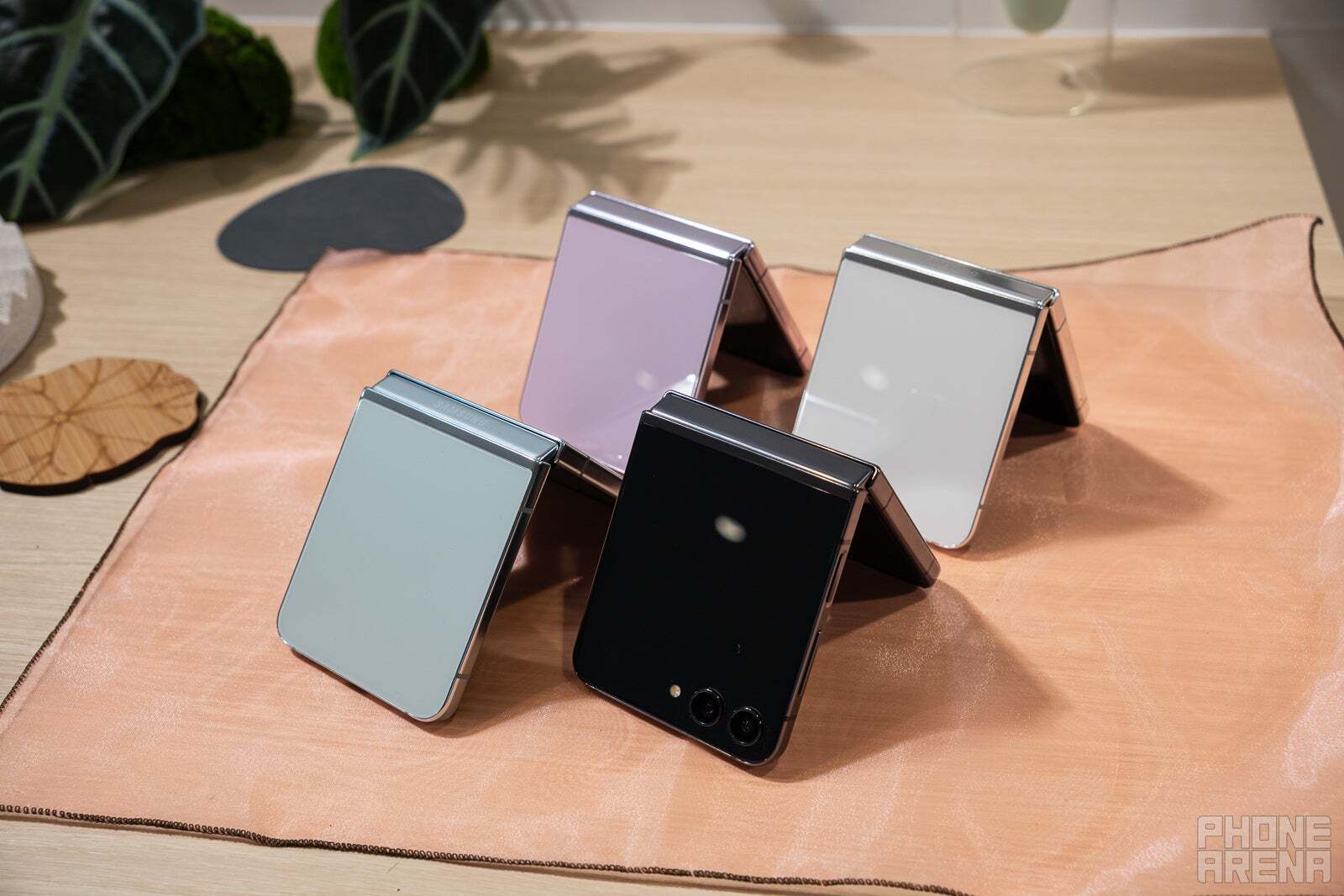 Galaxy Z Flip FE Resurfaces – Here’s What We Know Galaxy Z Flip FE Resurfaces – Here’s What We Know