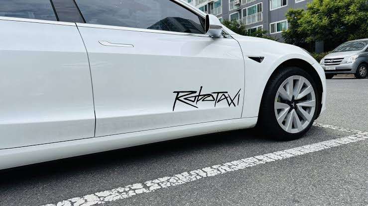 Tesla официально запустила роботакси в Остине — с ассистентами и телеподдержкой Tesla официально запустила роботакси в Остине — с ассистентами и телеподдержкой