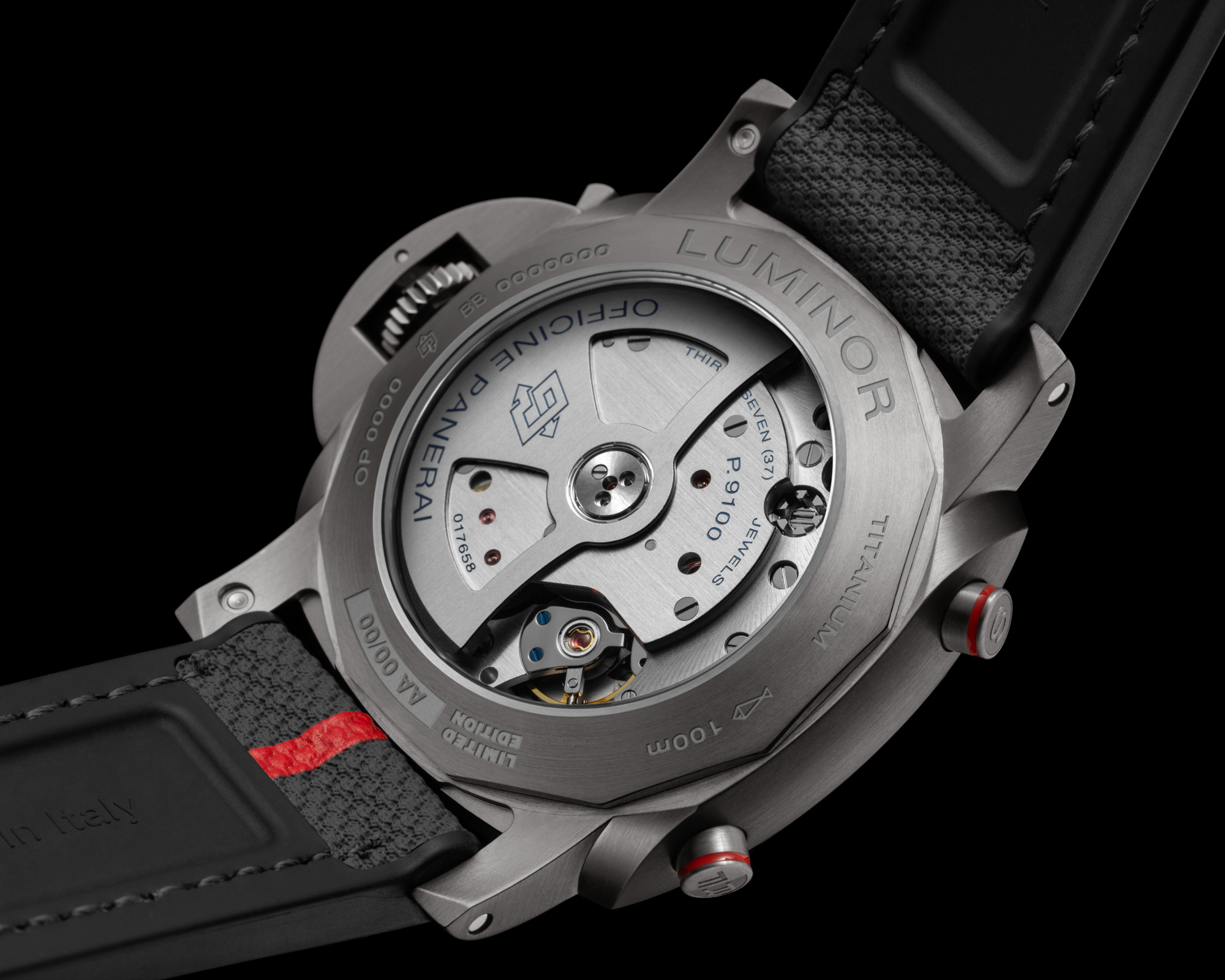 Panerai выпустила новые модели Luminor Luna Rossa в честь Кубка Америки 2025 года