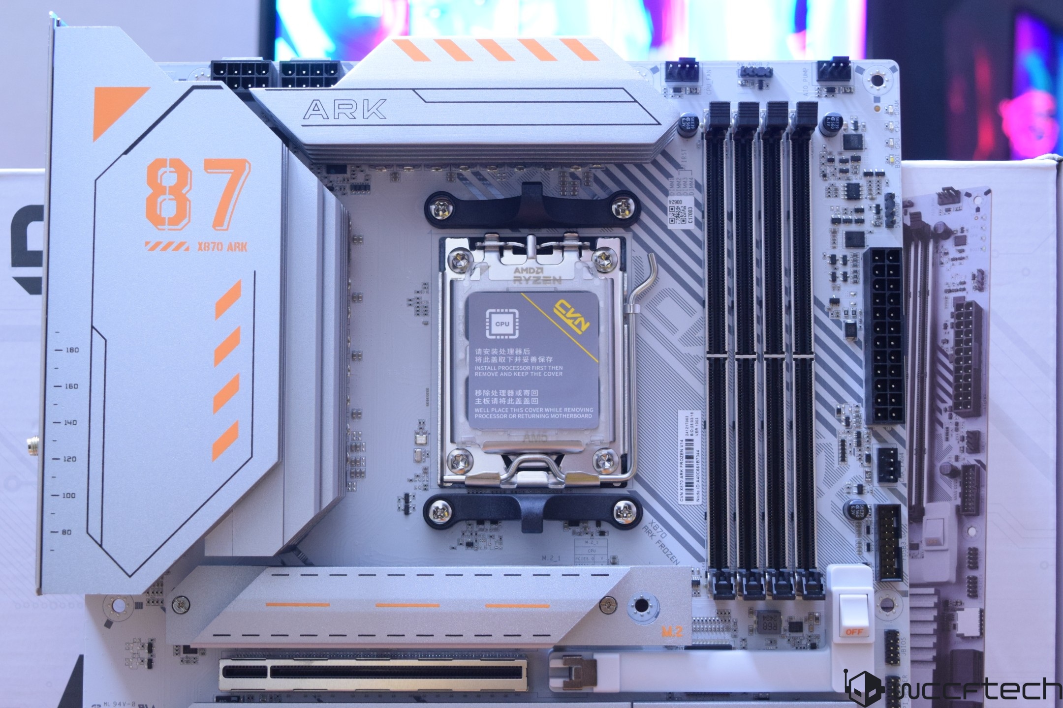 Обзор Colorful CVN X870 ARK Frozen V14: стильный белый дизайн и мощная начинка на AM5 Обзор Colorful CVN X870 ARK Frozen V14: стильный белый дизайн и мощная начинка на AM5