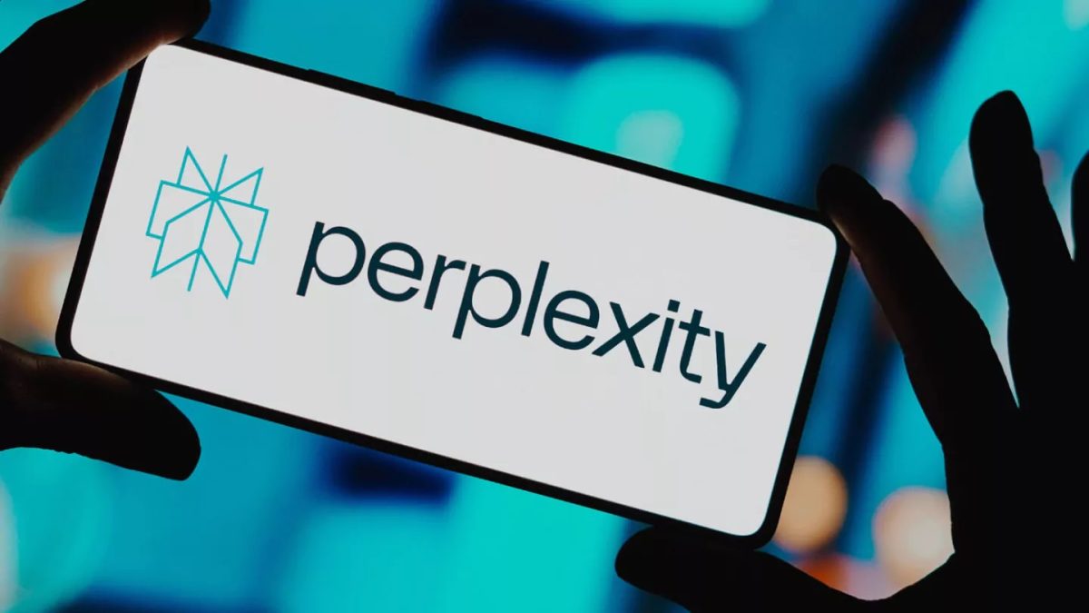 Perplexity AI хочет бросить вызов Google, предустановив браузер Comet на смартфоны Perplexity AI хочет бросить вызов Google, предустановив браузер Comet на смартфоны