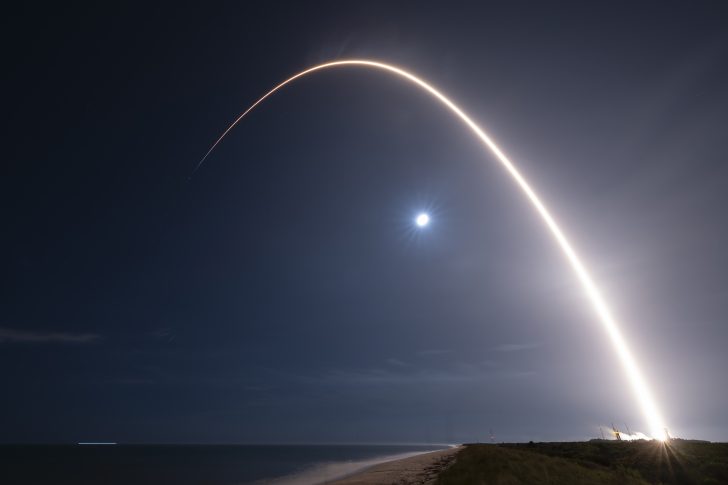 500-й запуск SpaceX: Falcon 9 вывела на орбиту спутник Dror 1 500-й запуск SpaceX: Falcon 9 вывела на орбиту спутник Dror 1