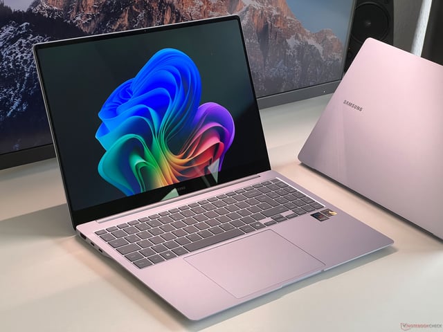 Galaxy Book4 Edge con chip Snapdragon X ya disponible en India