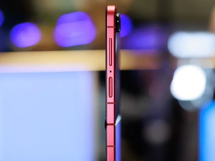 Galaxy Z Flip 8: каким должен быть идеальный флип-смартфон от Samsung Galaxy Z Flip 8: каким должен быть идеальный флип-смартфон от Samsung