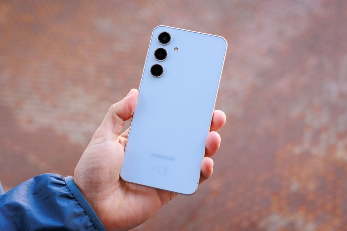 Samsung Galaxy S25 FE: все характеристики и главное упущение Samsung Galaxy S25 FE: все характеристики и главное упущение