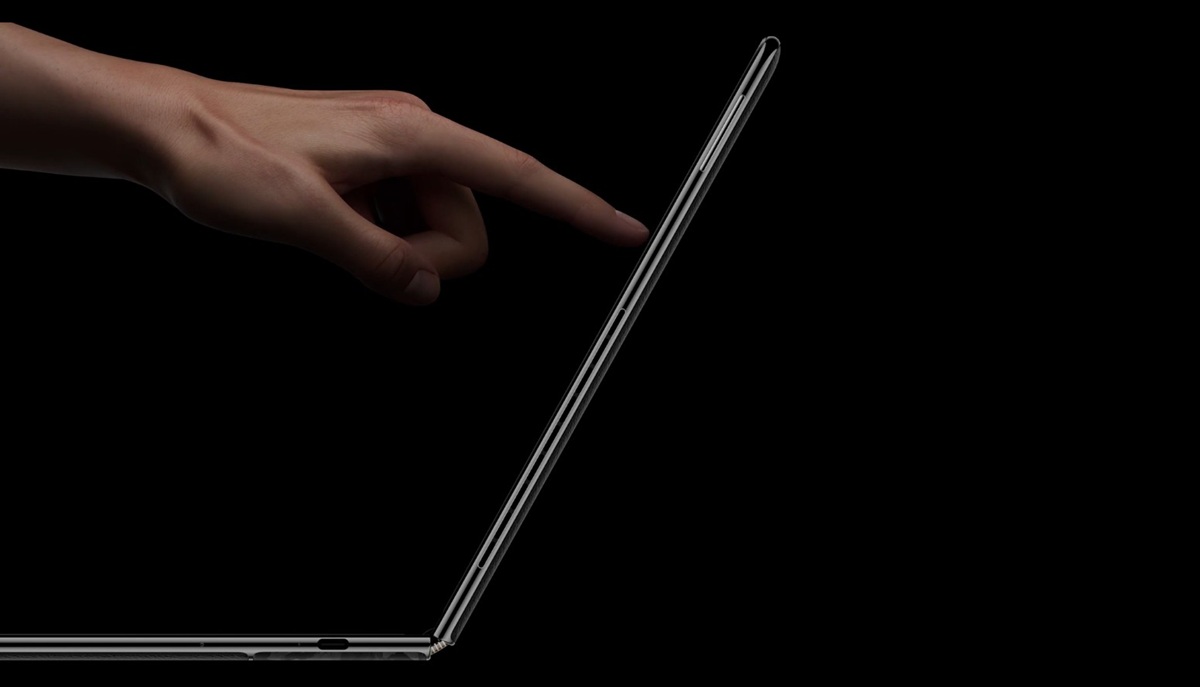 Гибрид MacBook и iPad от Apple задерживается до 2027 года, а iPhone Fold выйдет раньше Гибрид MacBook и iPad от Apple задерживается до 2027 года, а iPhone Fold выйдет раньше