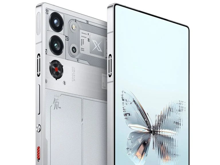 Chinese Manufacturers Rush to Innovate Before Apple’s iPhone 20