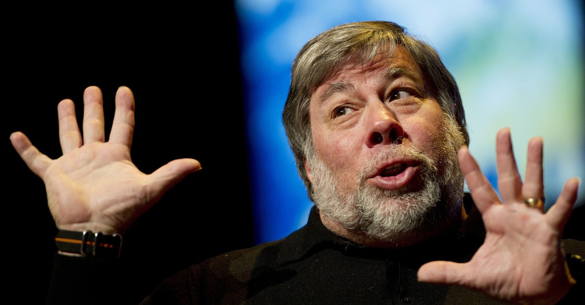 Steve Wozniak Warns of Deepfake Bitcoin Scams, CBS Slips Up with Fake Photo