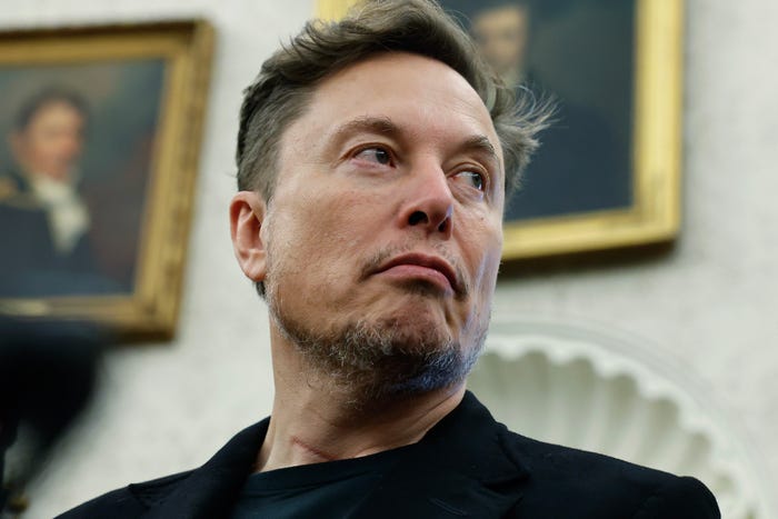 Apple Responds to Elon Musk’s Accusations of OpenAI Favoritism