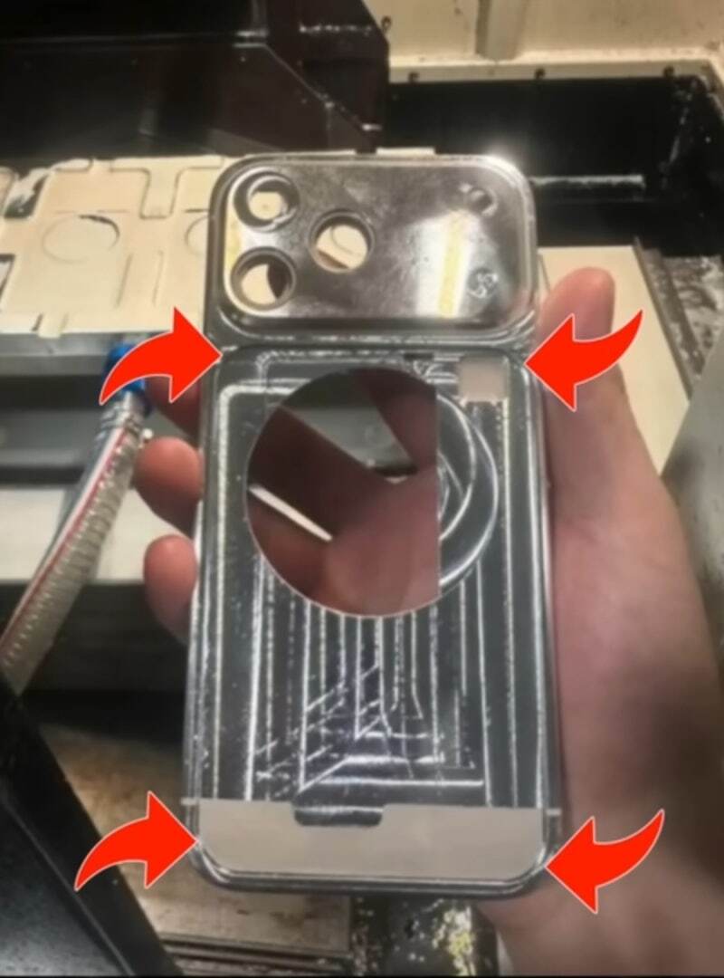 iPhone 17 Pro Could Bring Back Metal-Back Design