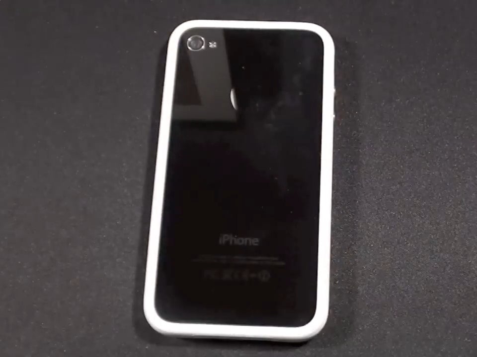 Apple готовит iPhone 17 Air и может вернуть легендарный бампер iPhone 4 Apple готовит iPhone 17 Air и может вернуть легендарный бампер iPhone 4