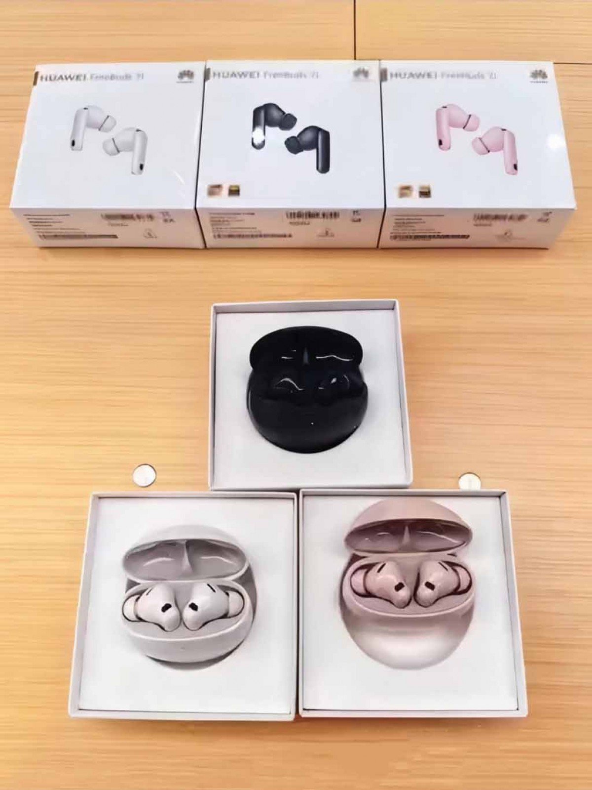 Huawei FreeBuds 7i показали на фото: новый дизайн и расцветки Huawei FreeBuds 7i показали на фото: новый дизайн и расцветки