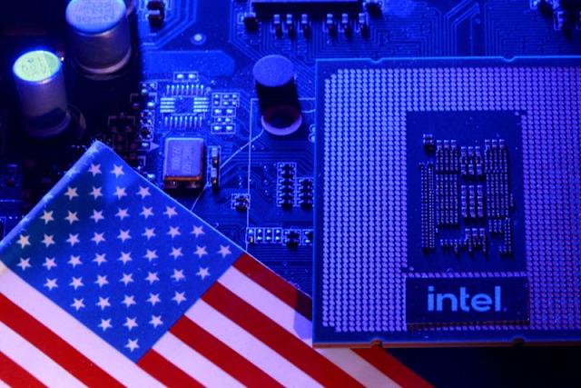 Samsung и SK Hynix столкнулись с отзывом лицензий США в Китае Samsung и SK Hynix столкнулись с отзывом лицензий США в Китае