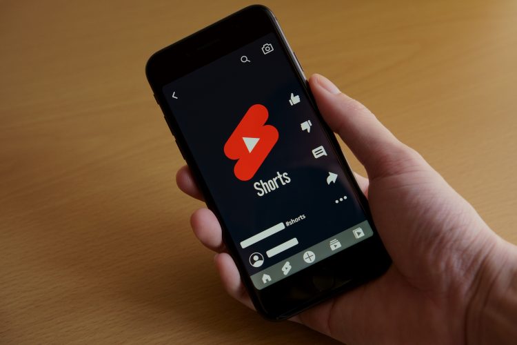 YouTube представил AI-новинки и новые способы заработка в 2025 году