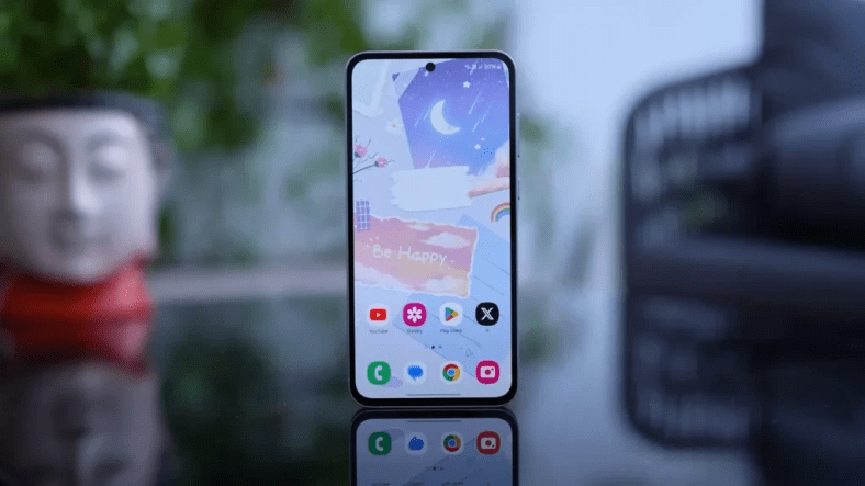 Galaxy A55 получает ранний апдейт One UI 8 с Android 16