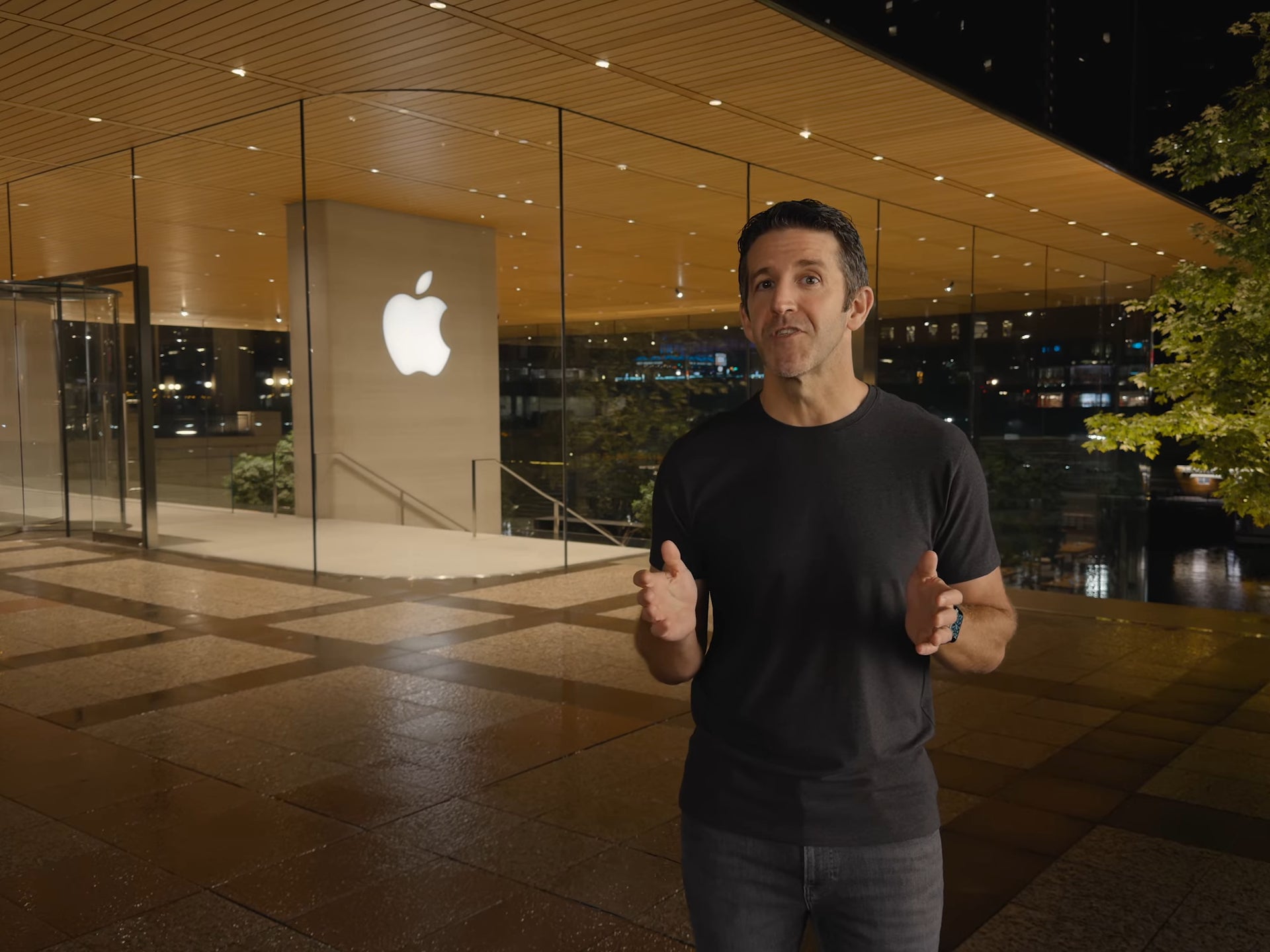 Джон Тернус — вероятный преемник Тима Кука во главе Apple Джон Тернус — вероятный преемник Тима Кука во главе Apple