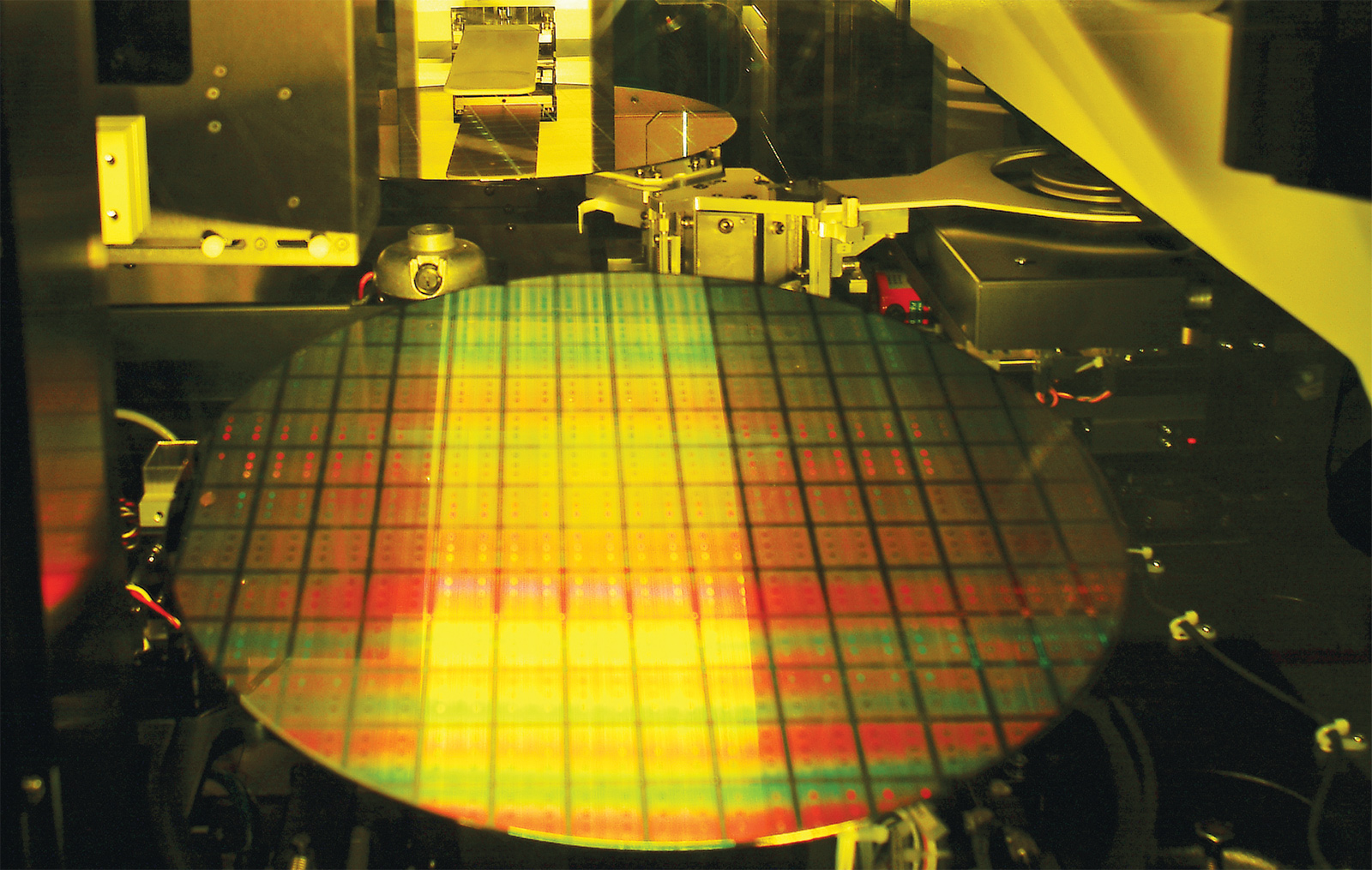 TSMC выходит в эпоху ангстремов: 2-нм производство в США и планы A14 в Тайване TSMC выходит в эпоху ангстремов: 2-нм производство в США и планы A14 в Тайване