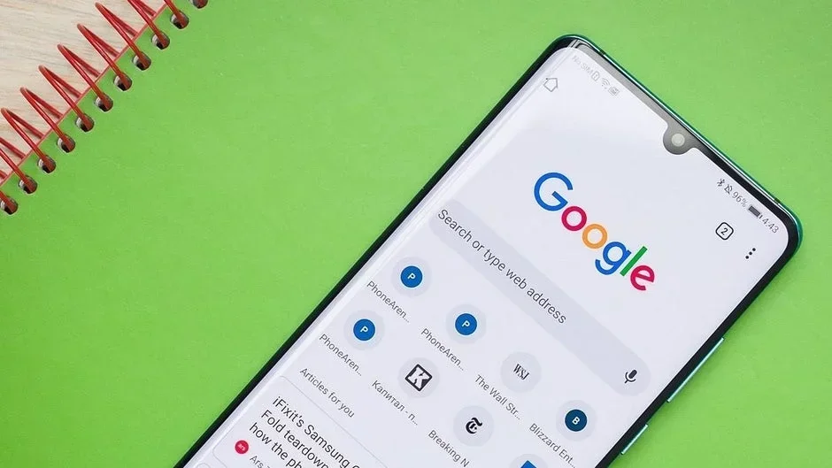 Chrome con Gemini: la IA de Google que resume páginas web al instante