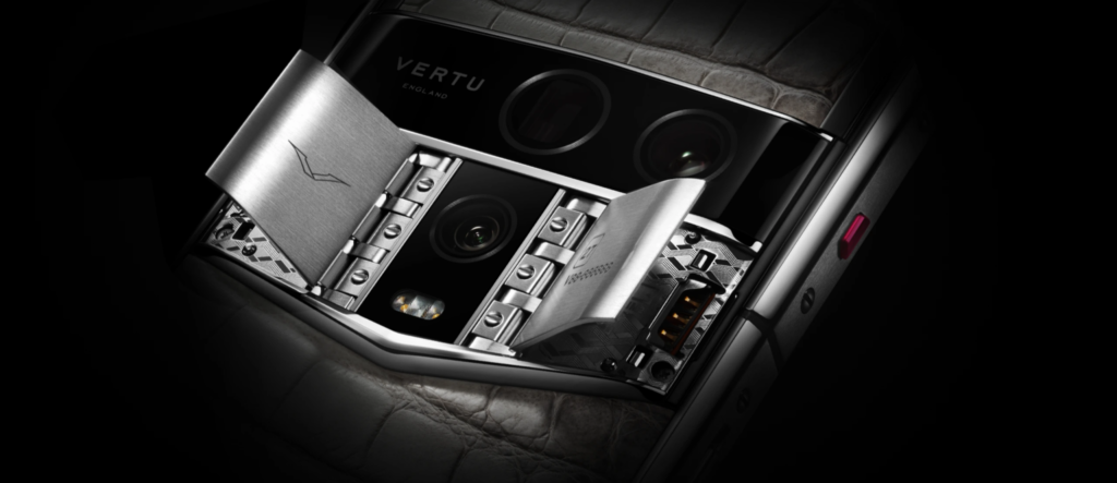 Vertu Agent Q: el smartphone que convierte el lujo en arte
