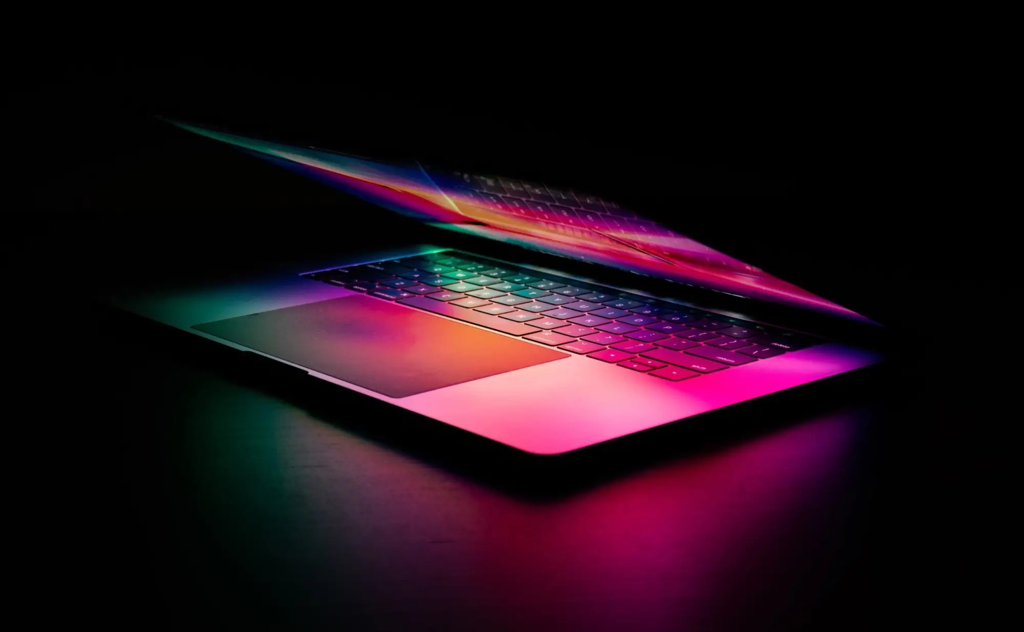 Сроки выхода OLED-MacBook Pro M6 зависят от готовности производственной линии Samsung Сроки выхода OLED-MacBook Pro M6 зависят от готовности производственной линии Samsung