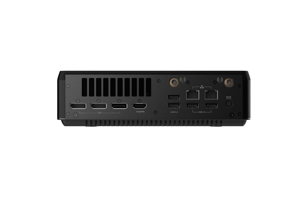 ZOTAC представила ZBOX MAGNUS EN275060TC - мощный мини-ПК с RTX 5060 Ti в корпусе 2,65 л