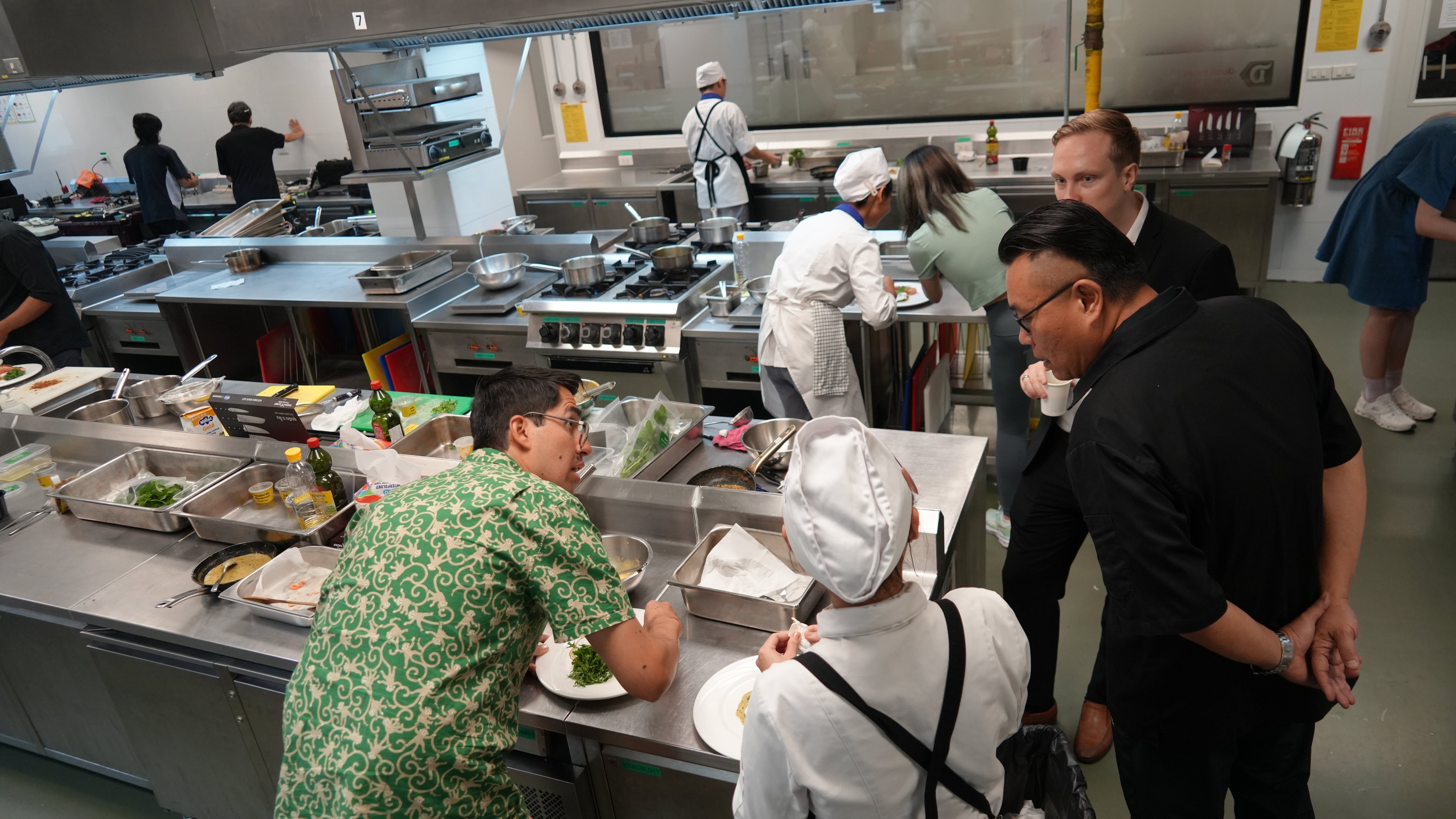 Игровая индустрия и кухня: благотворительный кулинарный баттл в Бангкоке Игровая индустрия и кухня: благотворительный кулинарный баттл в Бангкоке