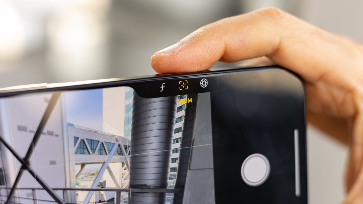 iPhone 20 избавится от всех физических кнопок: новая эпоха сенсорных элементов Apple