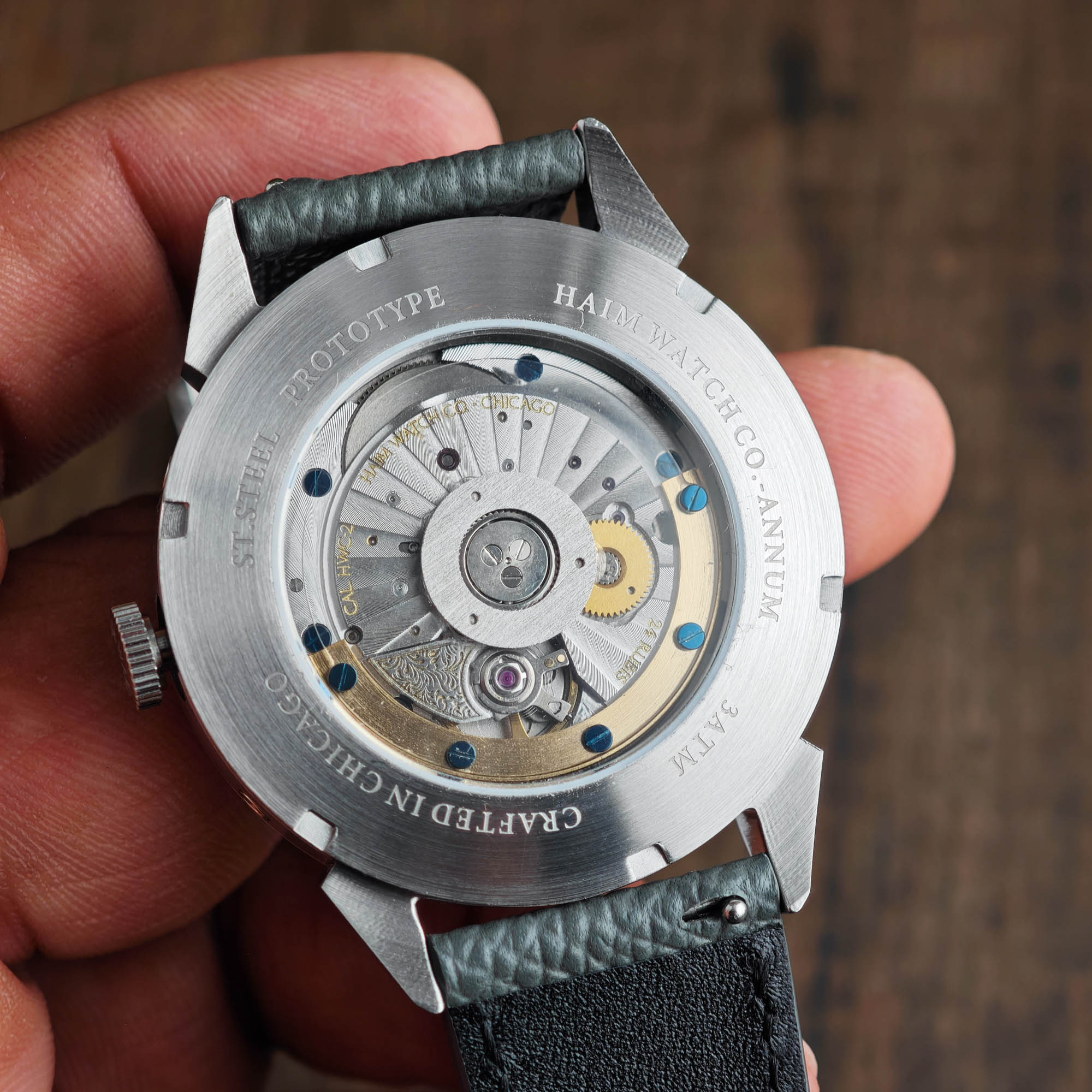 Haim Annum: годовой календарь для эпохи микробрендов