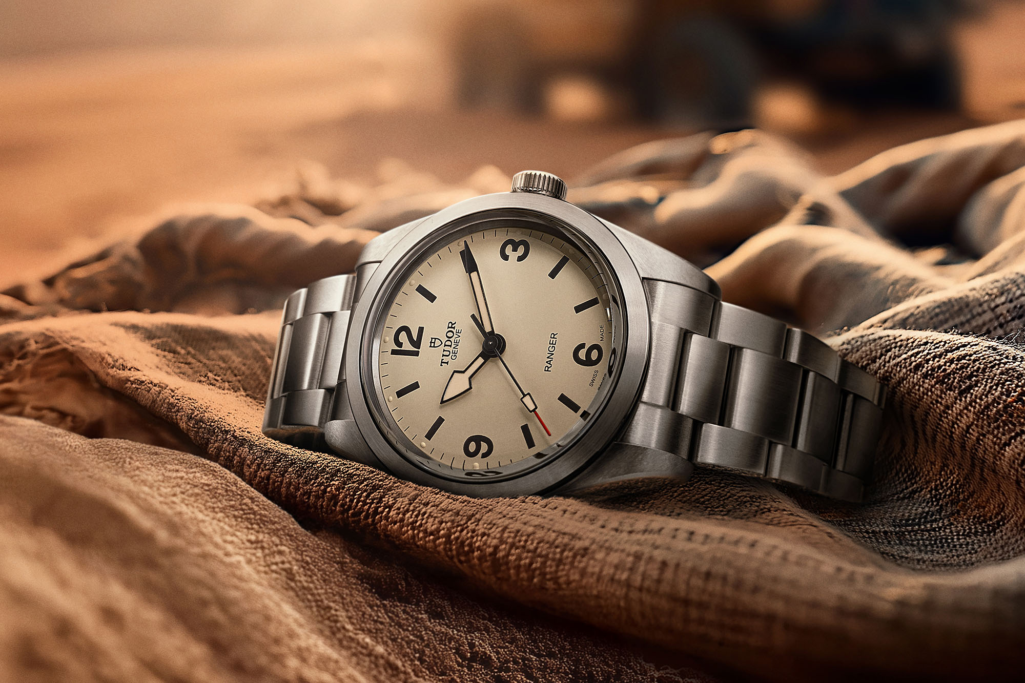 Tudor Ranger 36 мм с циферблатом Dune White: первые впечатления