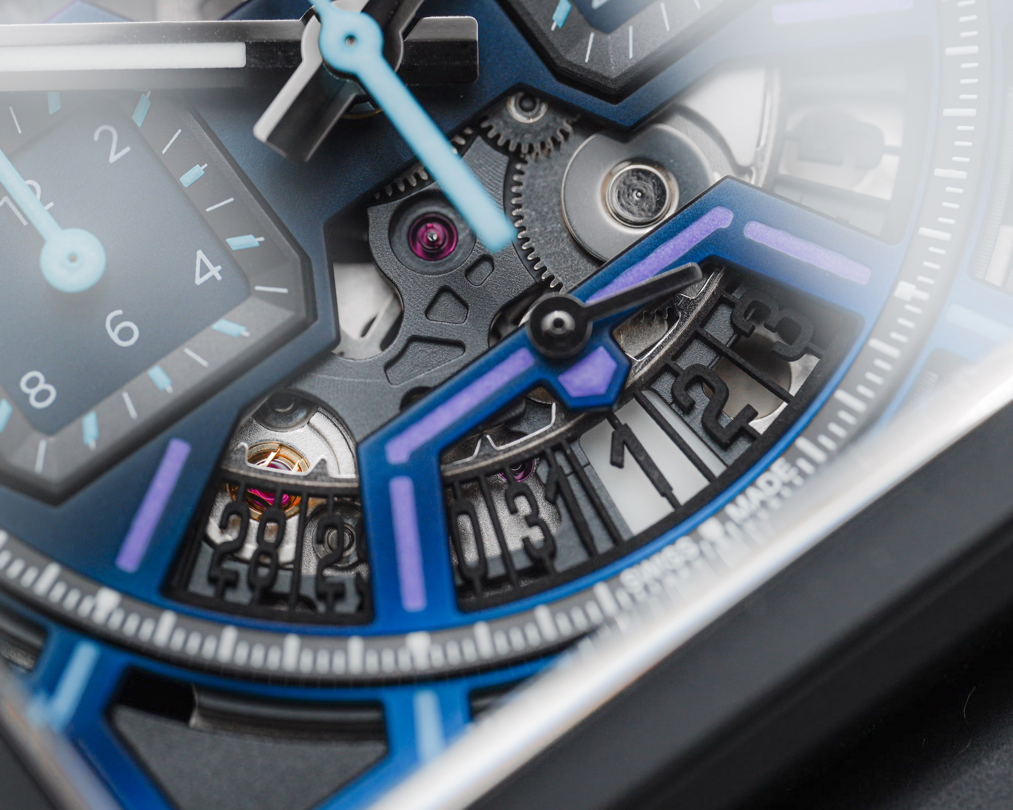 TAG Heuer Monaco Chronograph Night Circuit: огни Лас-Вегаса и ДНК Монако