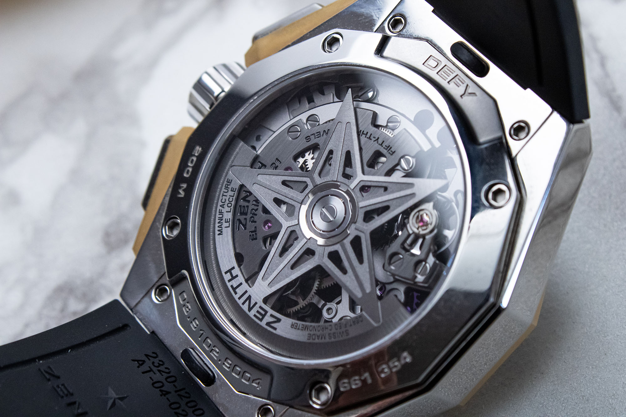 Zenith Defy Extreme Lapis Lazuli: сине-золотой экстремал для смелых запястий