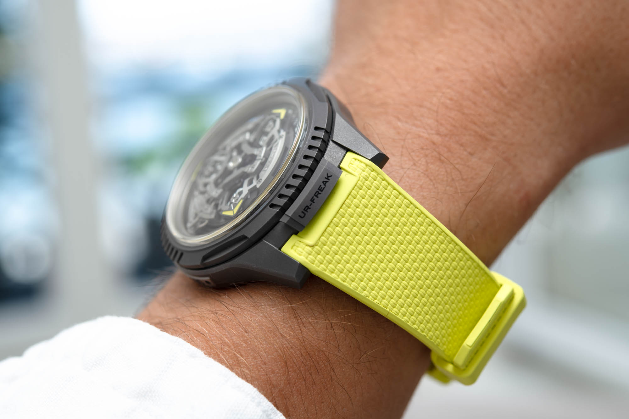 Ulysse Nardin x URWERK UR-FREAK: когда Freak встретил спутниковое время