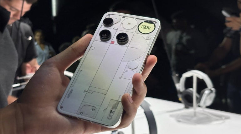 Nothing OS 4.0 для Nothing Phone (3): Android 16, Live Updates и прокачанный Glyph