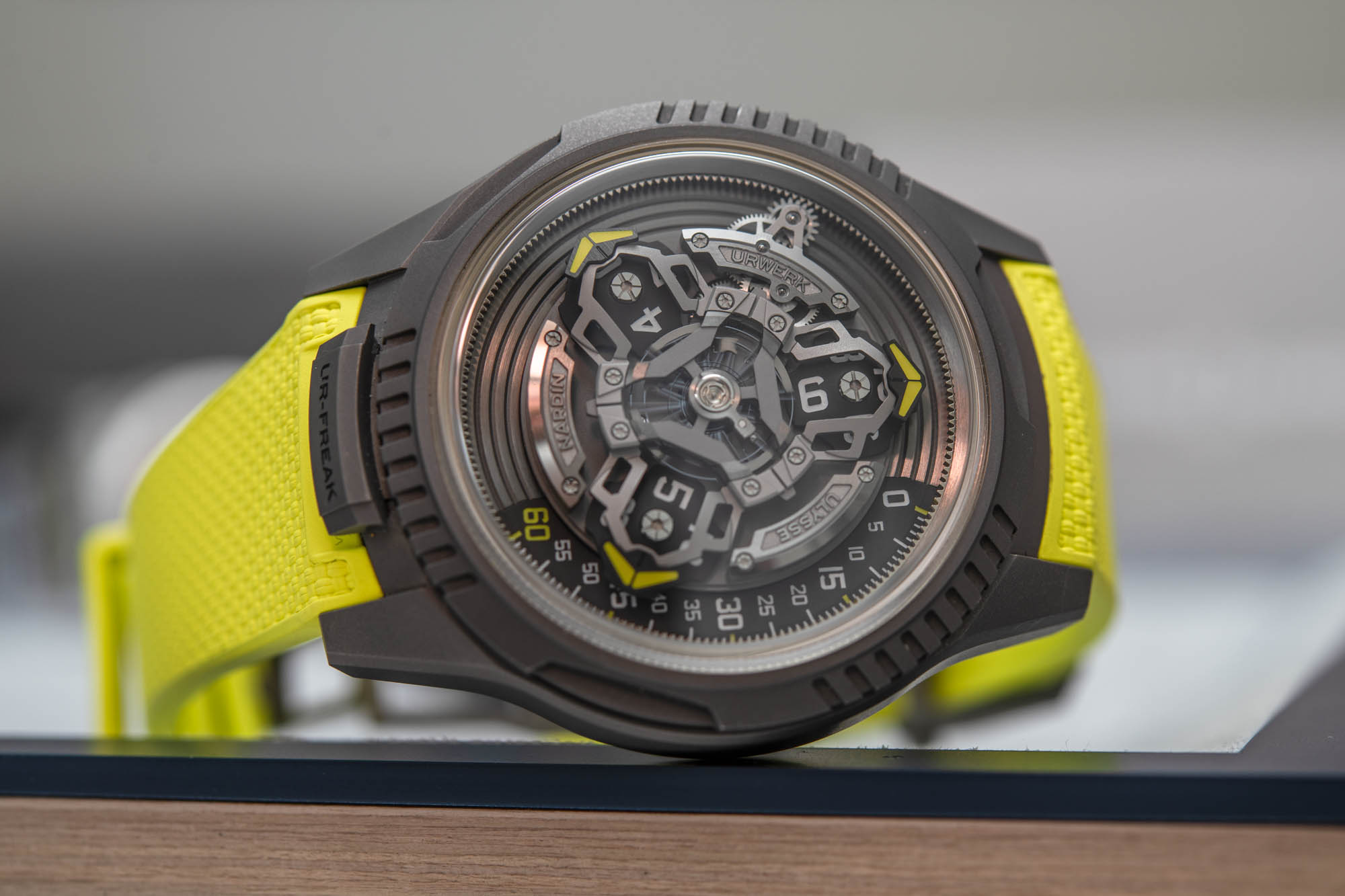 Ulysse Nardin x URWERK UR-FREAK: когда Freak встретил спутниковое время