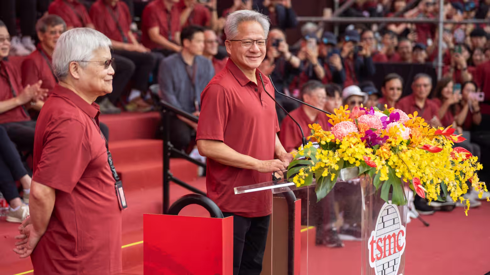 Cinco viajes a Taiwán: cómo TSMC sostiene el futuro de los chips de IA de NVIDIA Cinco viajes a Taiwán: cómo TSMC sostiene el futuro de los chips de IA de NVIDIA