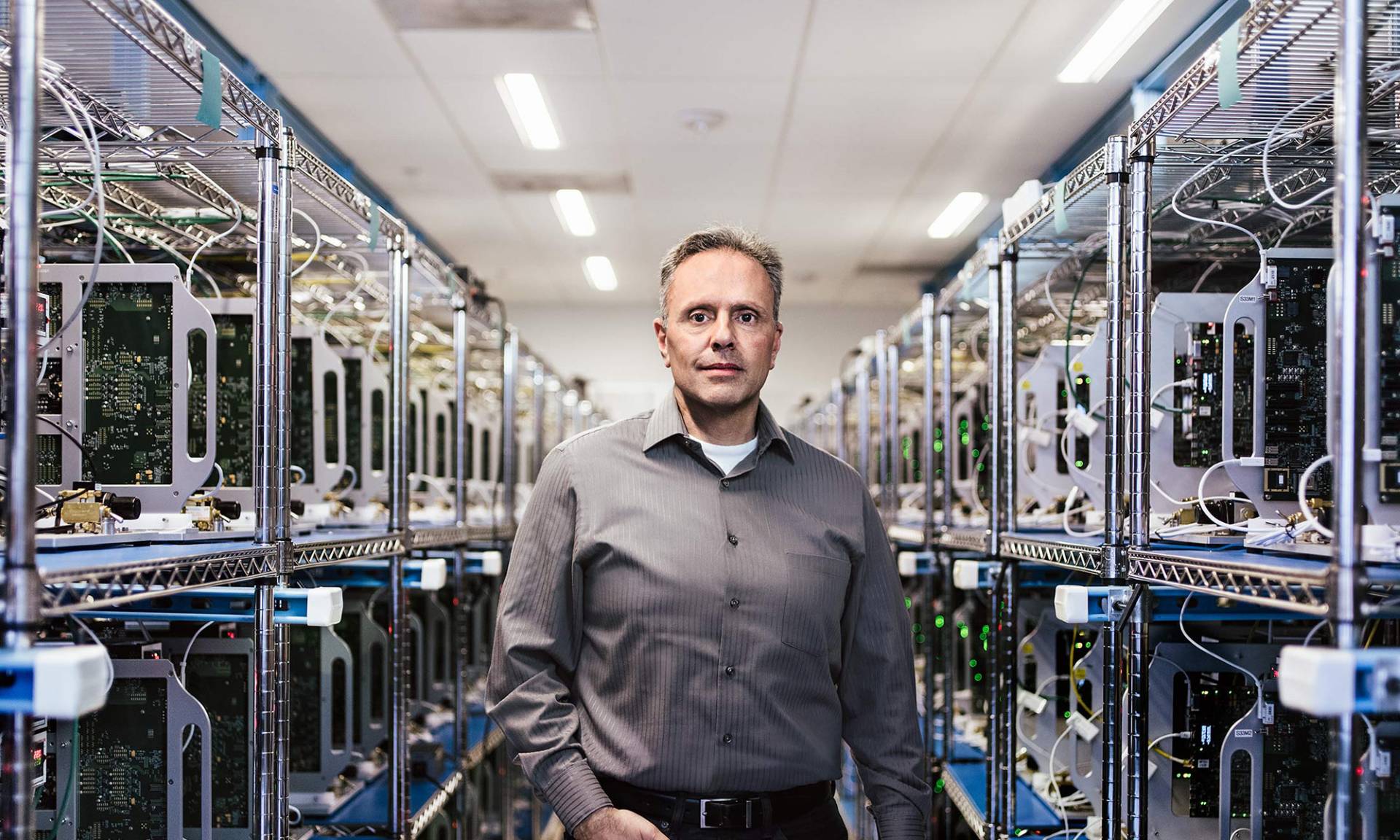 Джонни Сруджи и битва Apple за будущее своих чипов Apple Silicon Джонни Сруджи и битва Apple за будущее своих чипов Apple Silicon